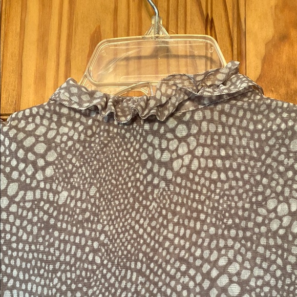 Chico's Gray Ruffle Button-Down Top - Picture 6 of 9